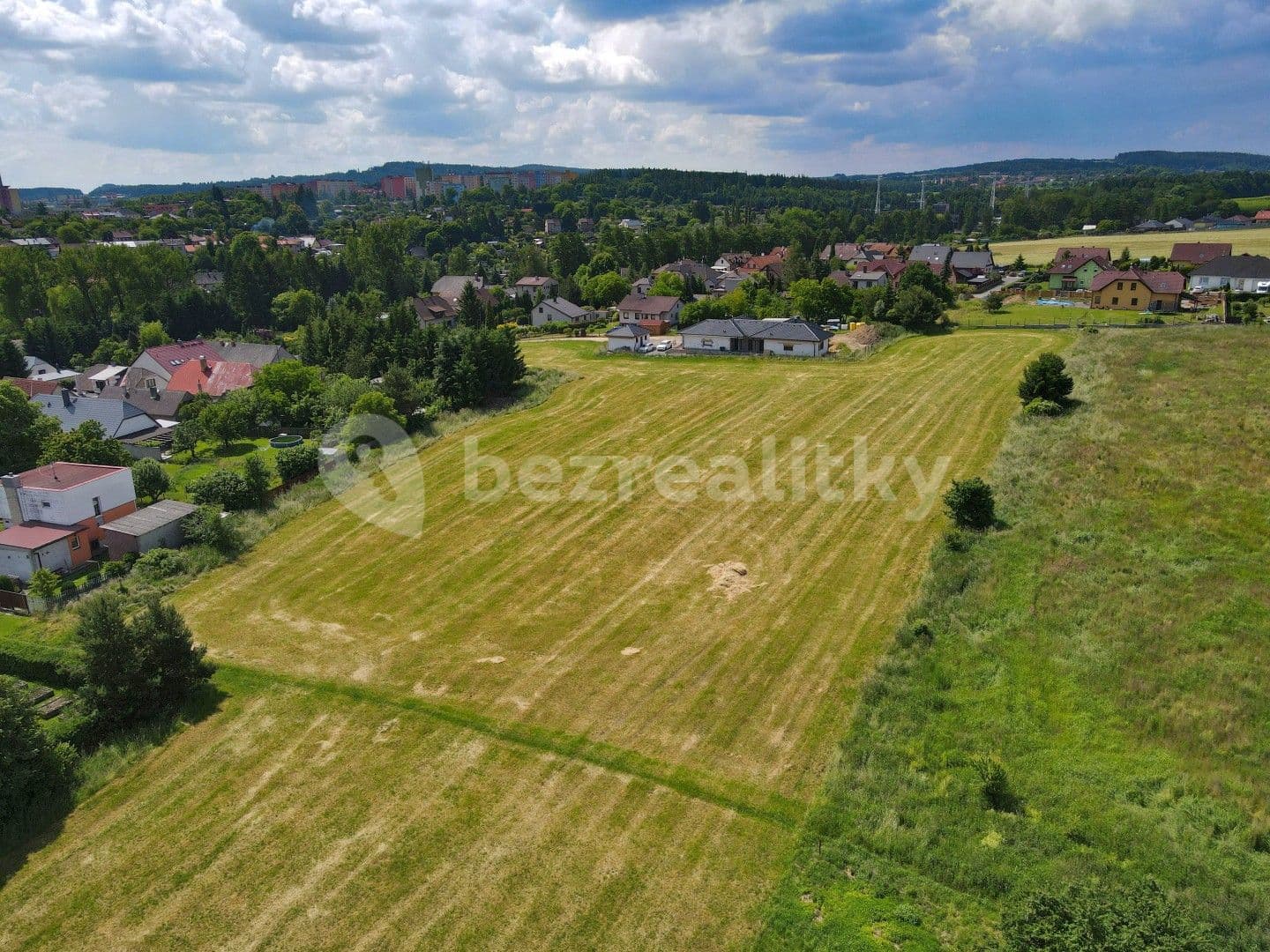 plot for sale, 1,501 m², Podlesí, Středočeský Region