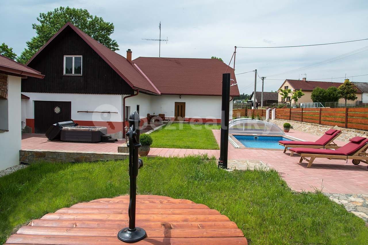 recreational property to rent, 0 m², Ratibořské Hory, Jihočeský Region recreational property to rent, 0 m², Ratibořské Hory, Jihočeský Region