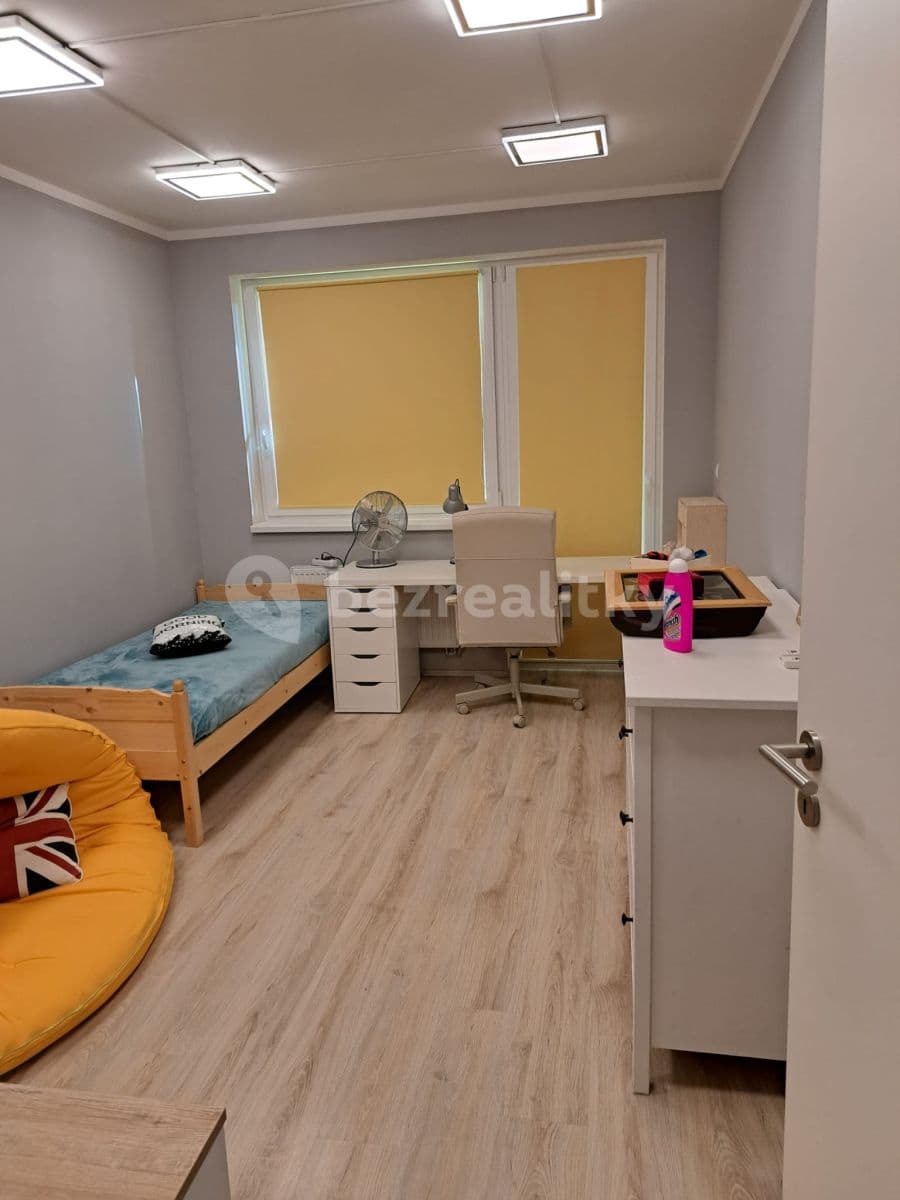 1 bedroom with open-plan kitchen flat to rent, 58 m², Tupolevova, Prague, Prague 1 bedroom with open-plan kitchen flat to rent, 58 m², Tupolevova, Prague, Prague