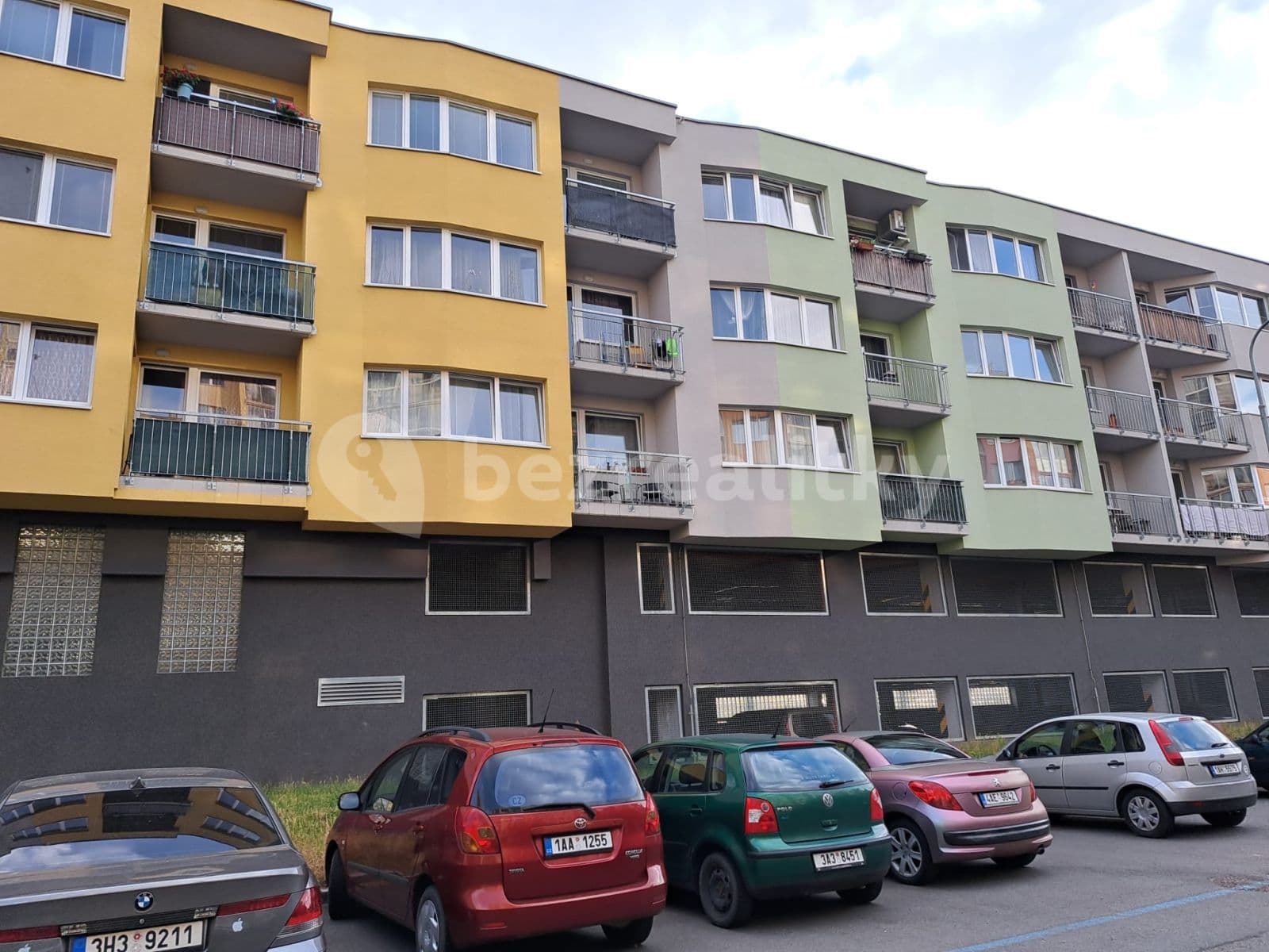 1 bedroom with open-plan kitchen flat to rent, 58 m², Tupolevova, Prague, Prague 1 bedroom with open-plan kitchen flat to rent, 58 m², Tupolevova, Prague, Prague