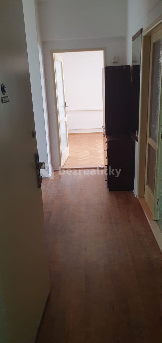 3 bedroom flat to rent, 75 m², Na Korábě, Prague, Prague 3 bedroom flat to rent, 75 m², Na Korábě, Prague, Prague