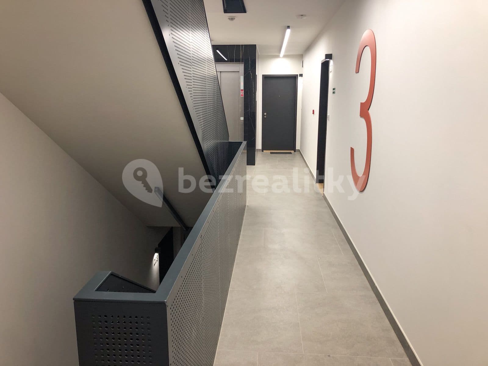 1 bedroom with open-plan kitchen flat to rent, 57 m², U Sluncové, Prague, Prague 1 bedroom with open-plan kitchen flat to rent, 57 m², U Sluncové, Prague, Prague