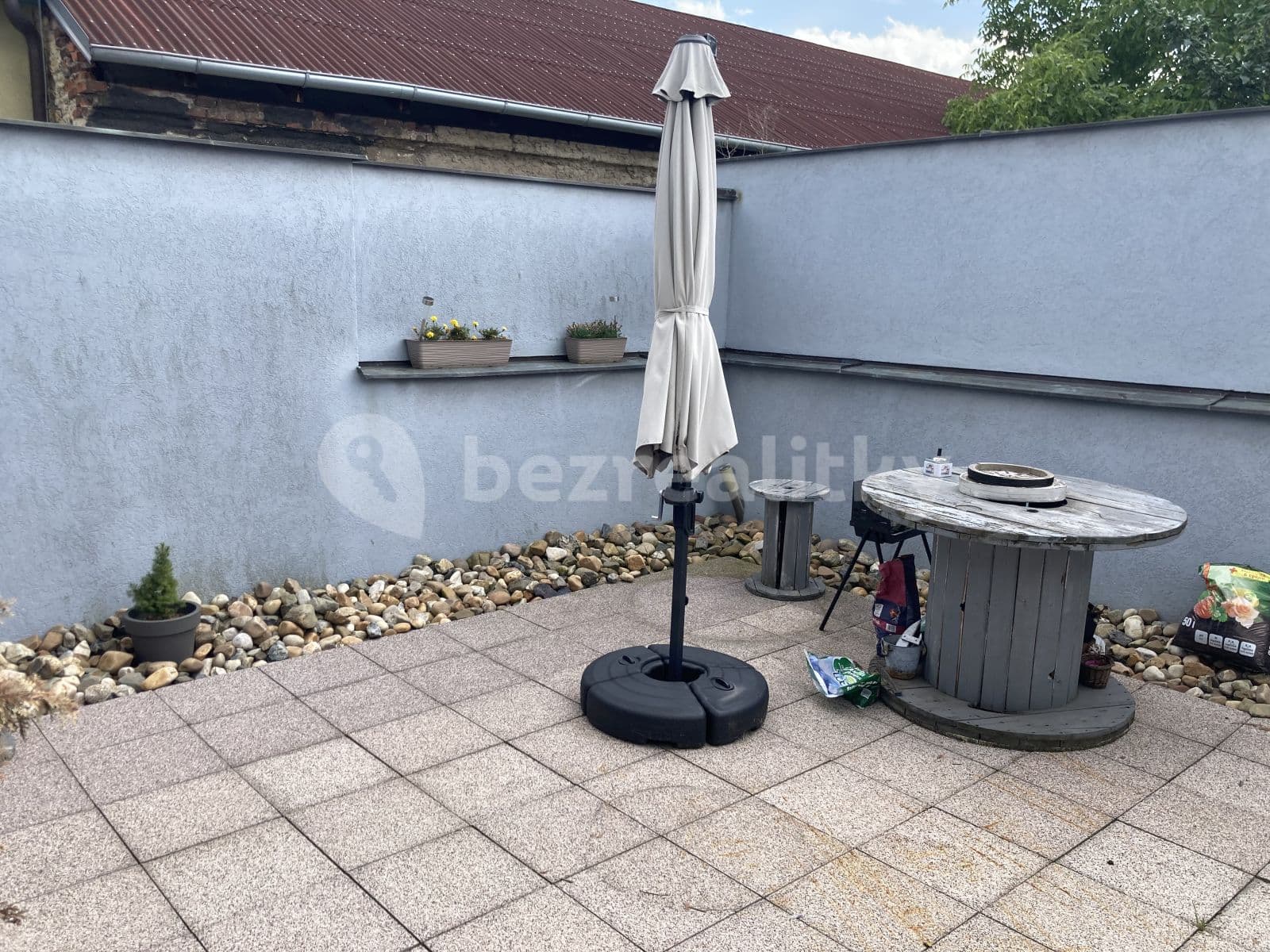 1 bedroom with open-plan kitchen flat to rent, 73 m², Unhošťská, Kladno, Středočeský Region 1 bedroom with open-plan kitchen flat to rent, 73 m², Unhošťská, Kladno, Středočeský Region