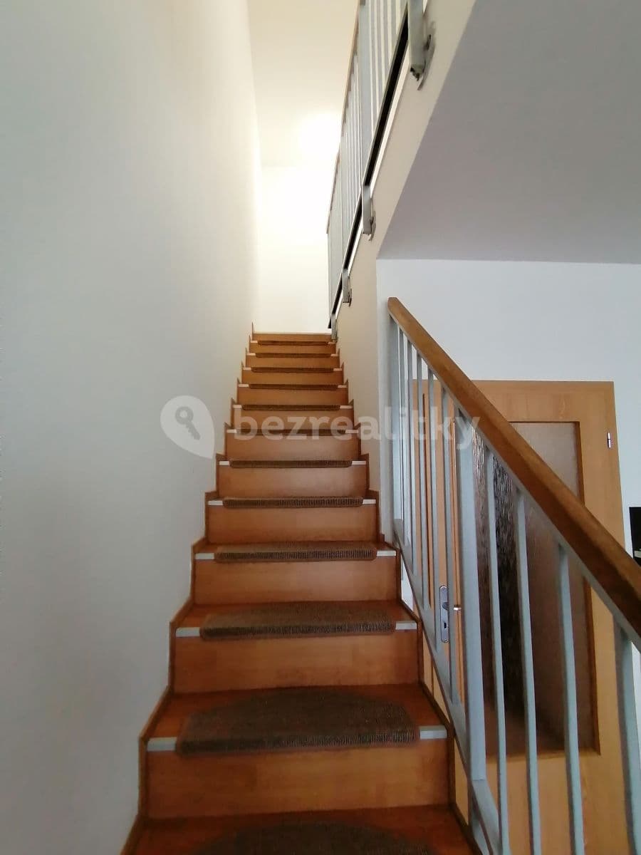 1 bedroom with open-plan kitchen flat to rent, 69 m², Panuškova, Prague, Prague 1 bedroom with open-plan kitchen flat to rent, 69 m², Panuškova, Prague, Prague