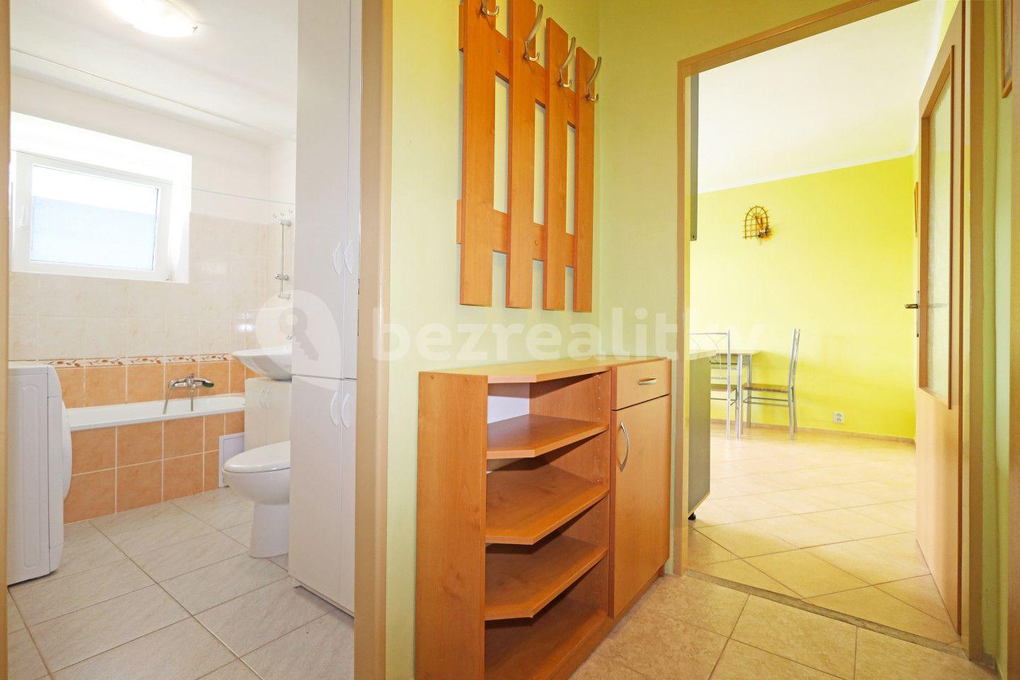 2 bedroom flat for sale, 47 m², Zahradní, Horní Slavkov, Karlovarský Region