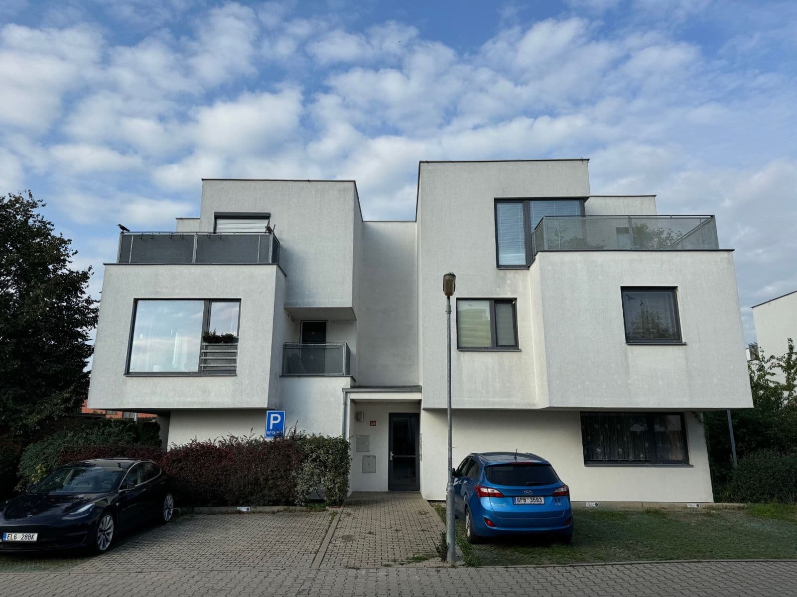 2 bedroom with open-plan kitchen flat for sale, 93 m², Karlštejnská, Lety, Středočeský Region 2 bedroom with open-plan kitchen flat for sale, 93 m², Karlštejnská, Lety, Středočeský Region