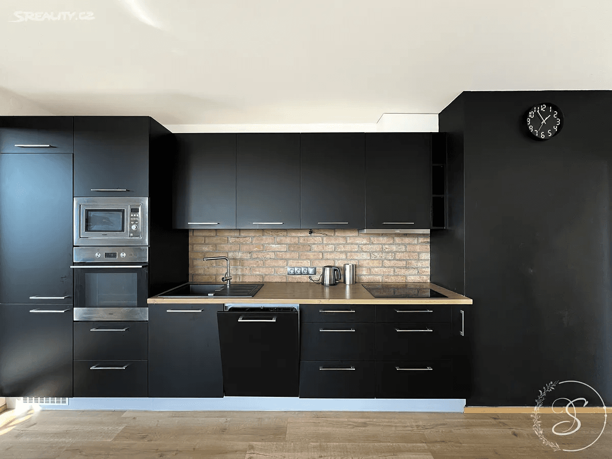 1 bedroom with open-plan kitchen flat to rent, 58 m², Sousedíkova, Prague, Prague 1 bedroom with open-plan kitchen flat to rent, 58 m², Sousedíkova, Prague, Prague