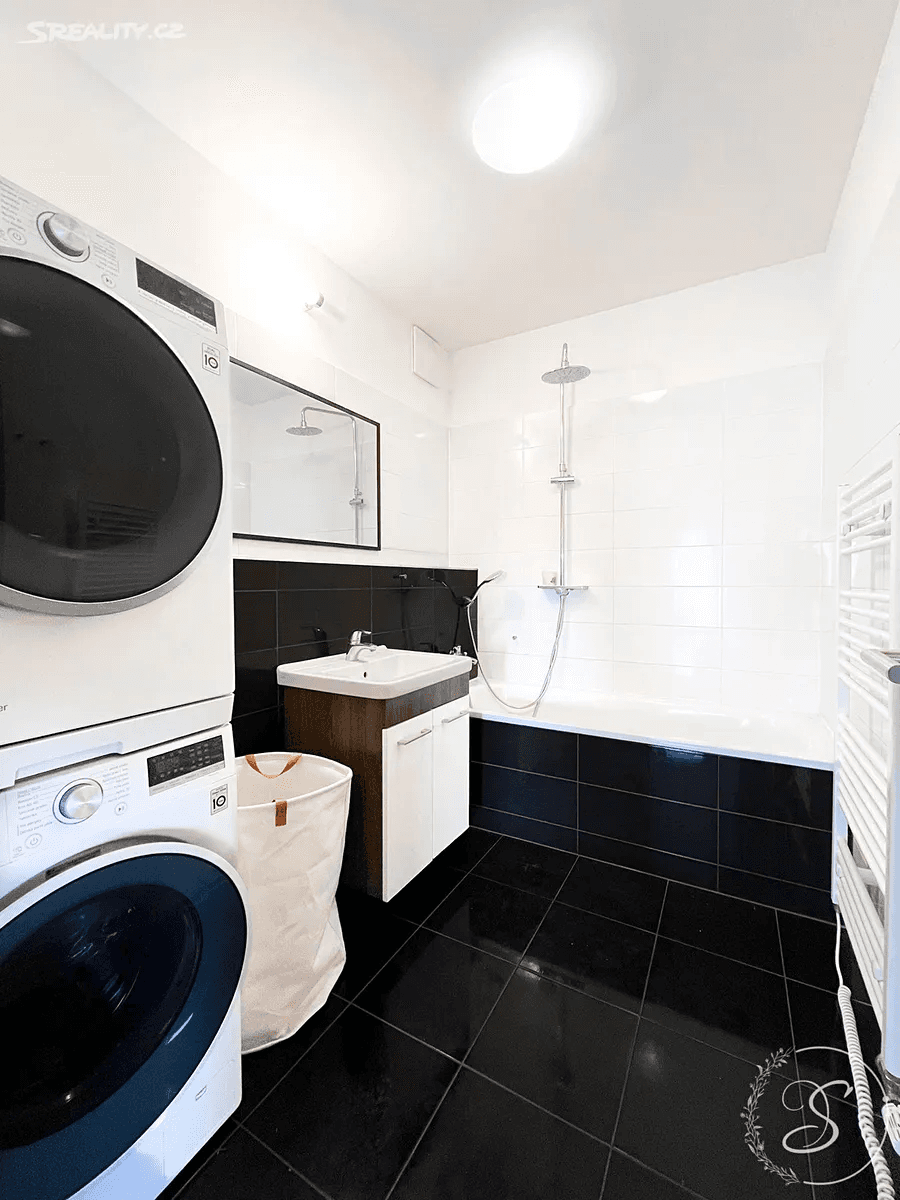 1 bedroom with open-plan kitchen flat to rent, 58 m², Sousedíkova, Prague, Prague 1 bedroom with open-plan kitchen flat to rent, 58 m², Sousedíkova, Prague, Prague