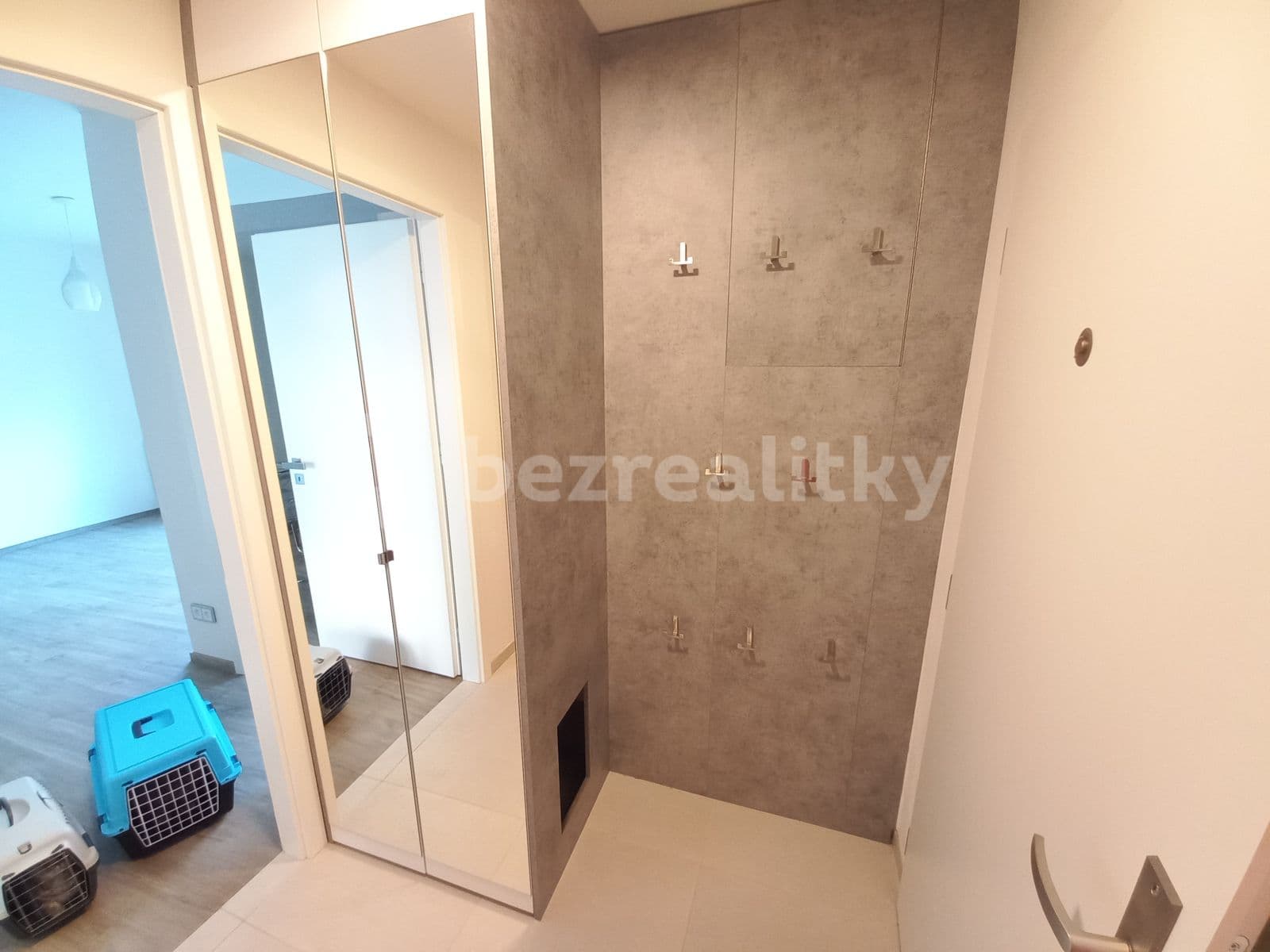 2 bedroom with open-plan kitchen flat to rent, 56 m², Elišky Přemyslovny, Prague, Prague 2 bedroom with open-plan kitchen flat to rent, 56 m², Elišky Přemyslovny, Prague, Prague