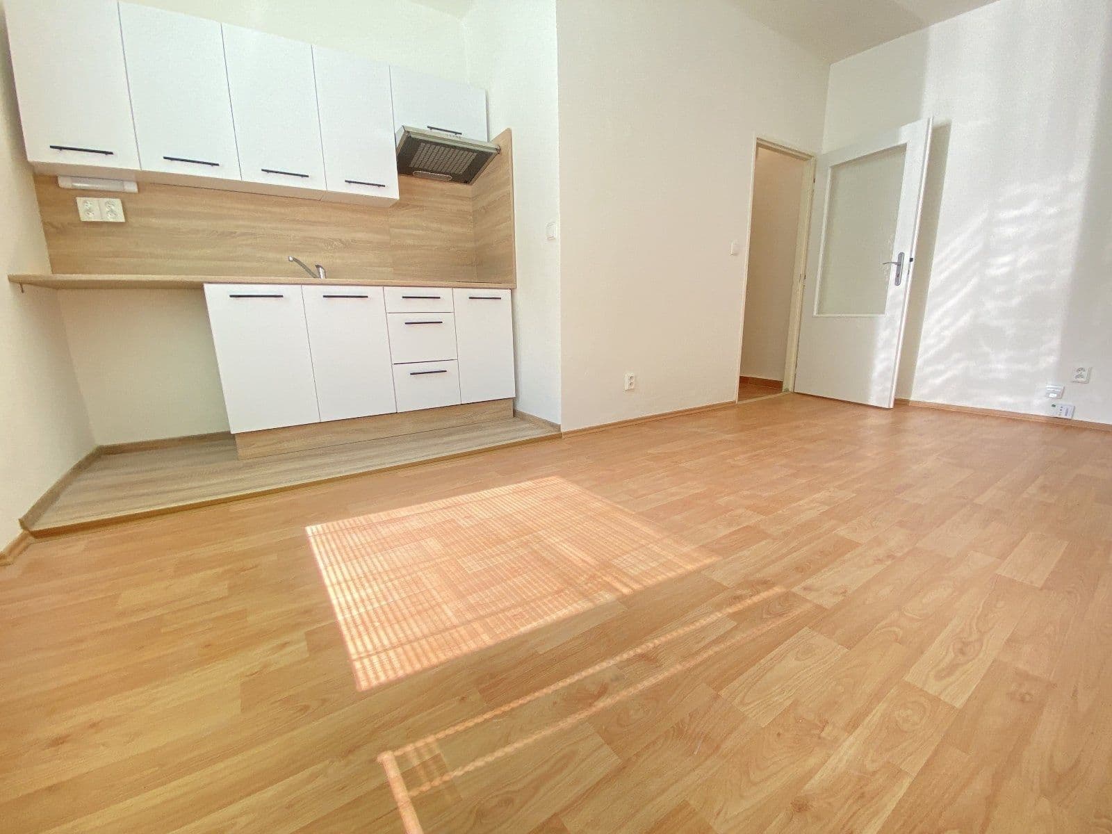 Studio flat to rent, 21 m², Moskevská, Havířov, Moravskoslezský Region Studio flat to rent, 21 m², Moskevská, Havířov, Moravskoslezský Region