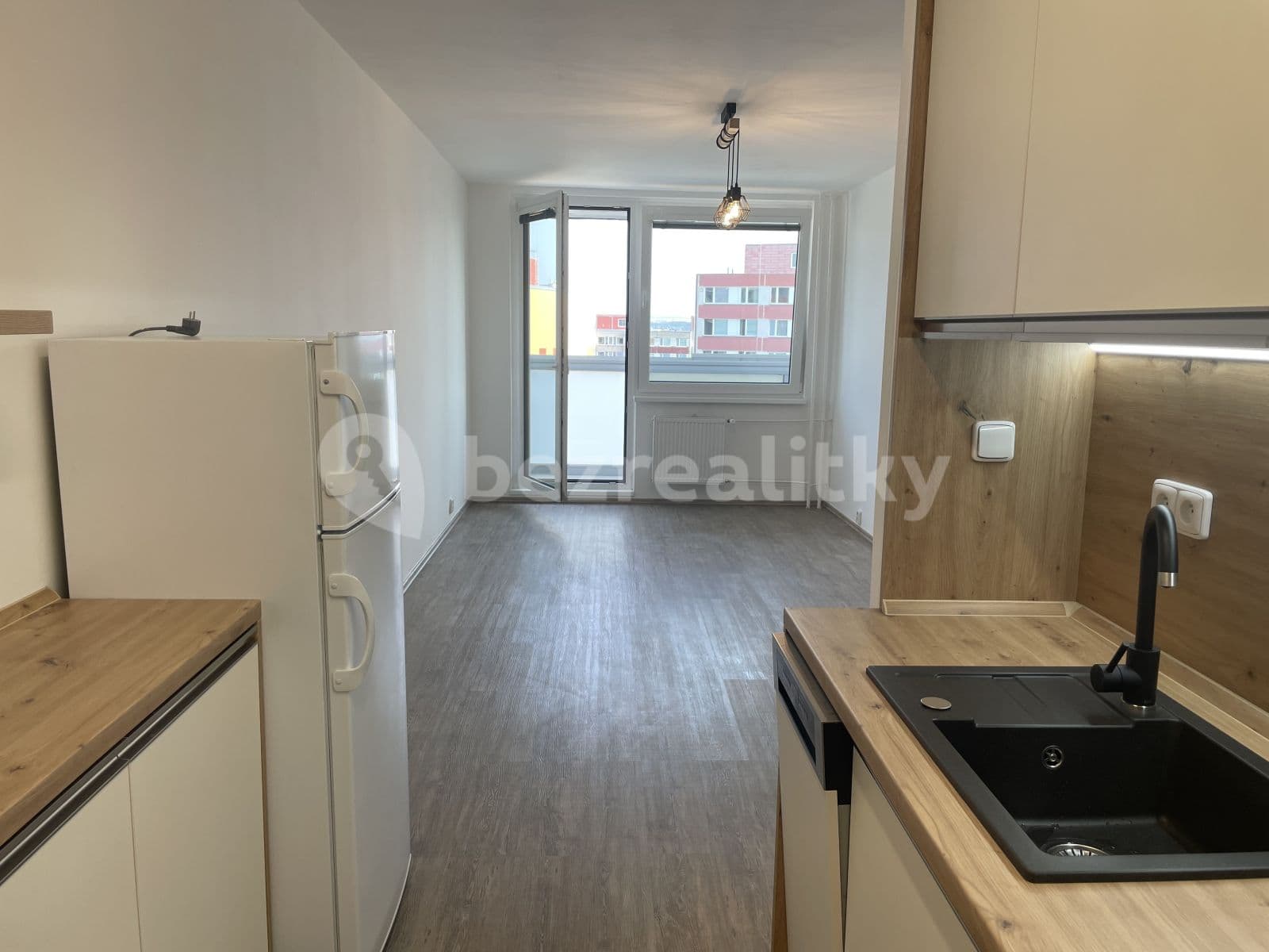1 bedroom with open-plan kitchen flat to rent, 56 m², Milánská, Prague, Prague 1 bedroom with open-plan kitchen flat to rent, 56 m², Milánská, Prague, Prague