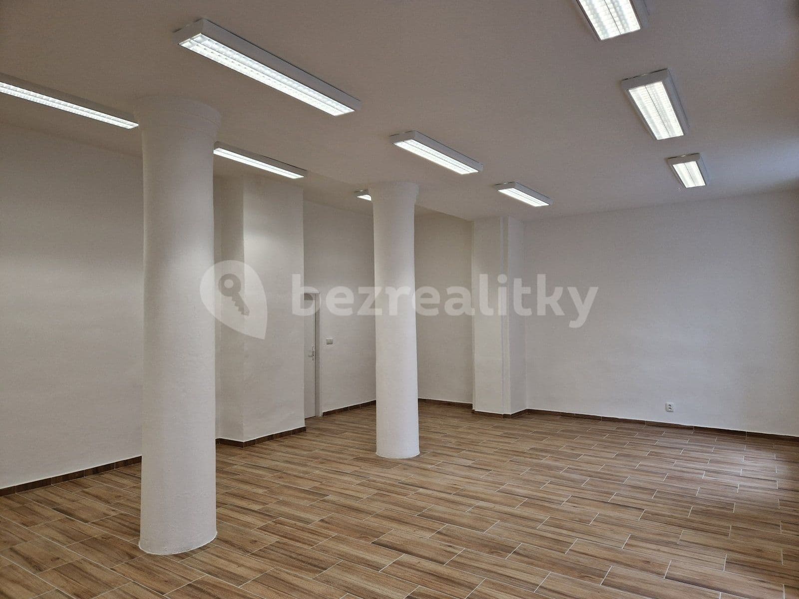office to rent, 86 m², Hlavní třída, Havířov, Moravskoslezský Region