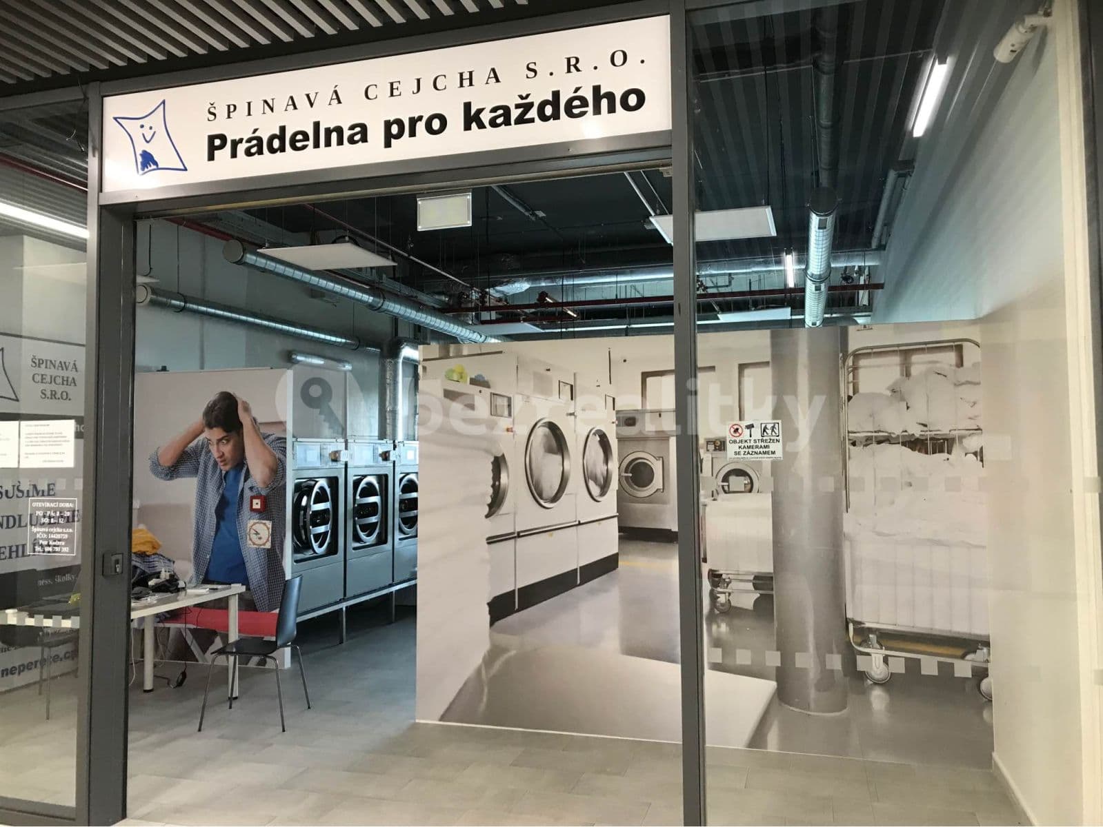 Studio flat to rent, 26 m², Mukařovského, Prague, Prague Studio flat to rent, 26 m², Mukařovského, Prague, Prague
