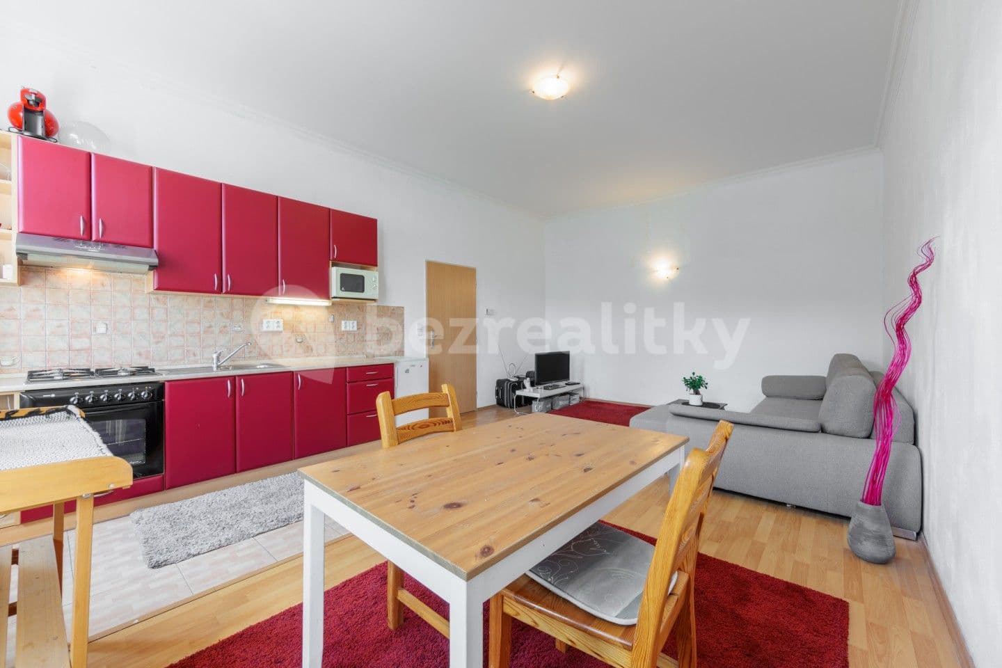 1 bedroom with open-plan kitchen flat for sale, 79 m², Zahradní, Karlovy Vary, Karlovarský Region