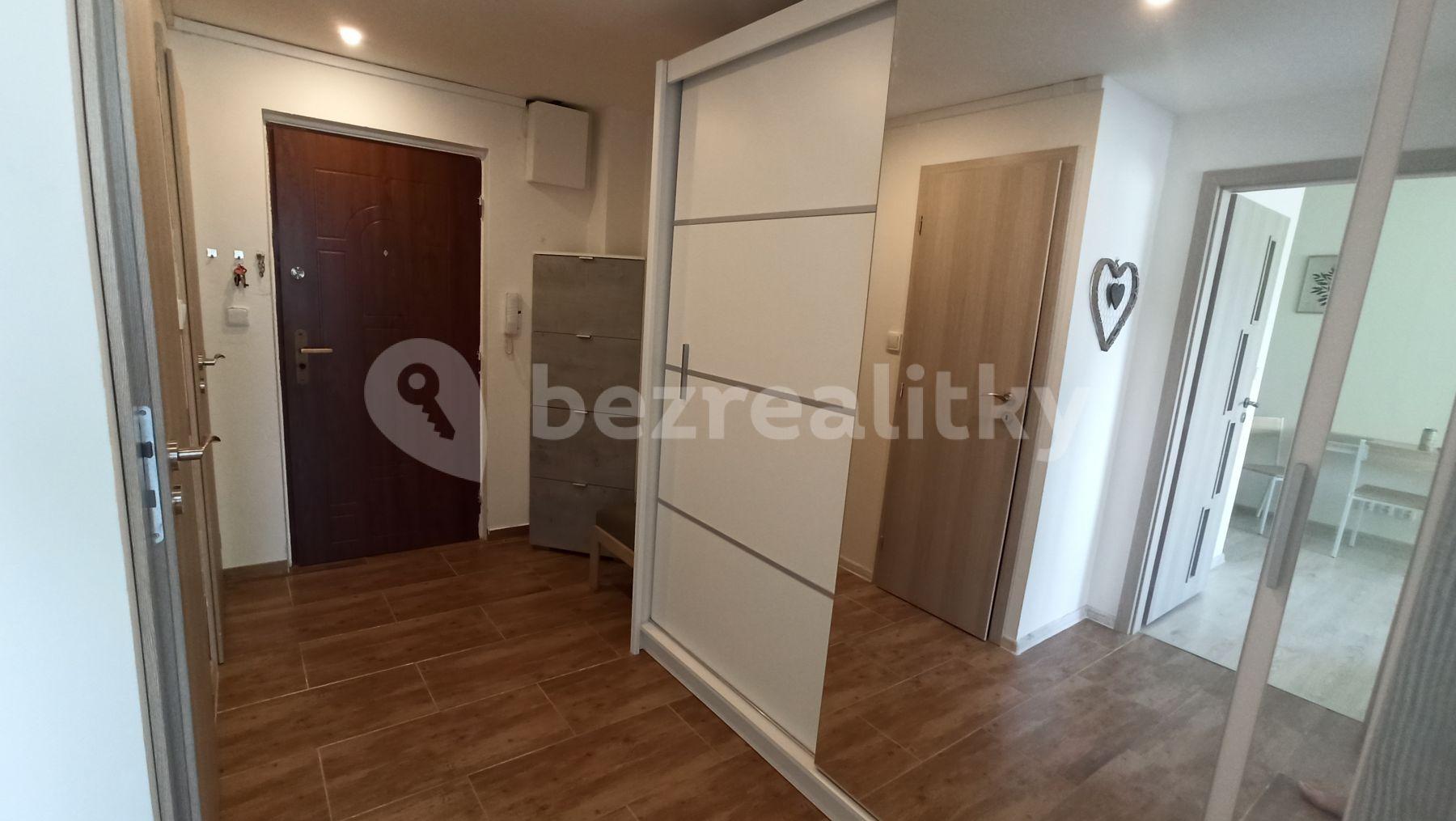 1 bedroom with open-plan kitchen flat to rent, 43 m², Norská, Kladno, Středočeský Region