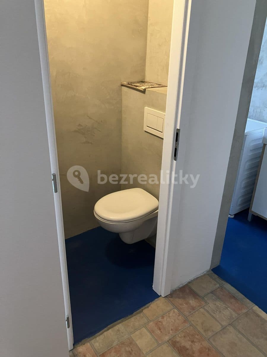 2 bedroom flat to rent, 65 m², Svazarmovská, Rožnov pod Radhoštěm, Zlínský Region 2 bedroom flat to rent, 65 m², Svazarmovská, Rožnov pod Radhoštěm, Zlínský Region