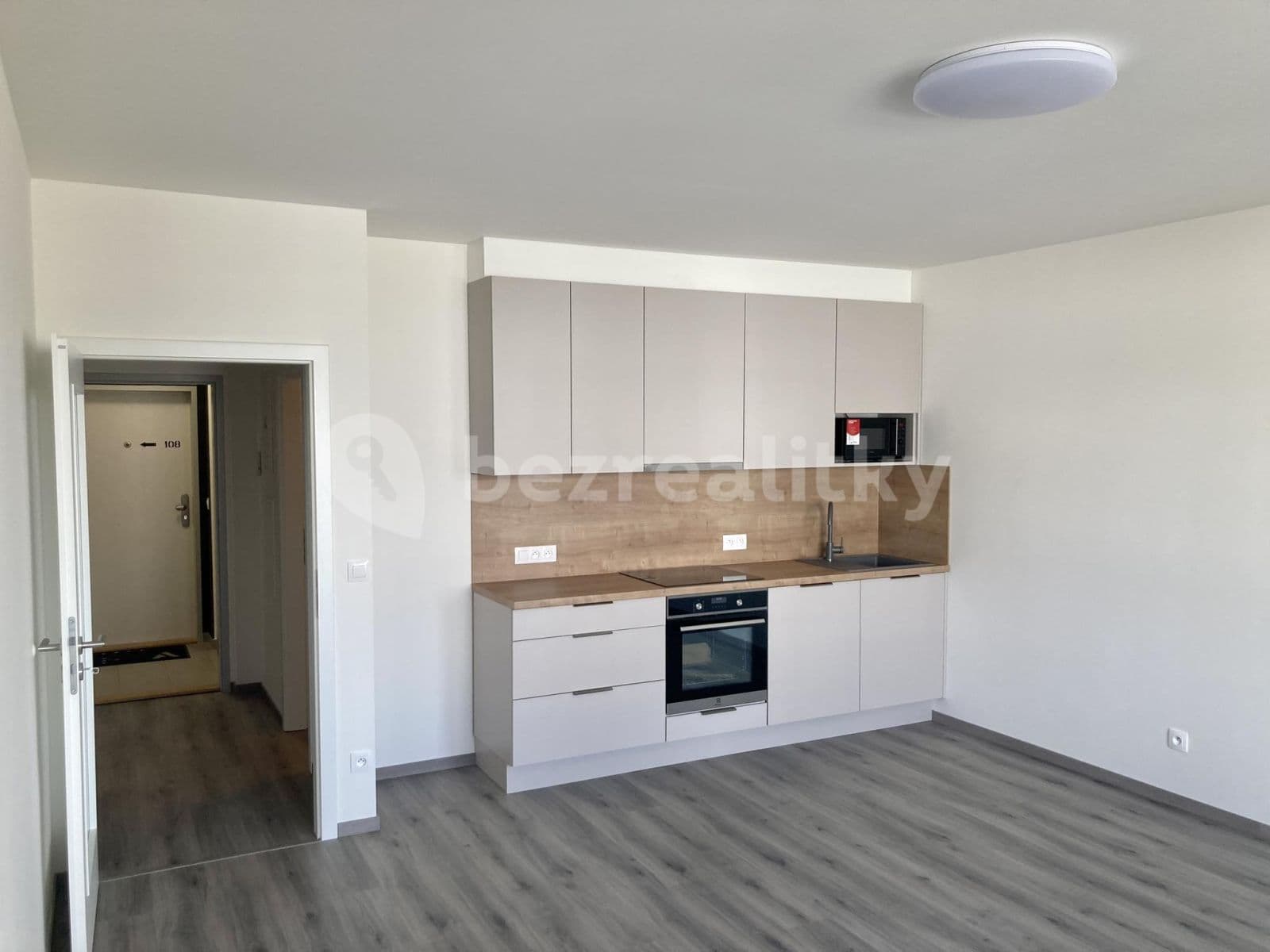 1 bedroom with open-plan kitchen flat to rent, 53 m², Sedlářova, Prague, Prague 1 bedroom with open-plan kitchen flat to rent, 53 m², Sedlářova, Prague, Prague