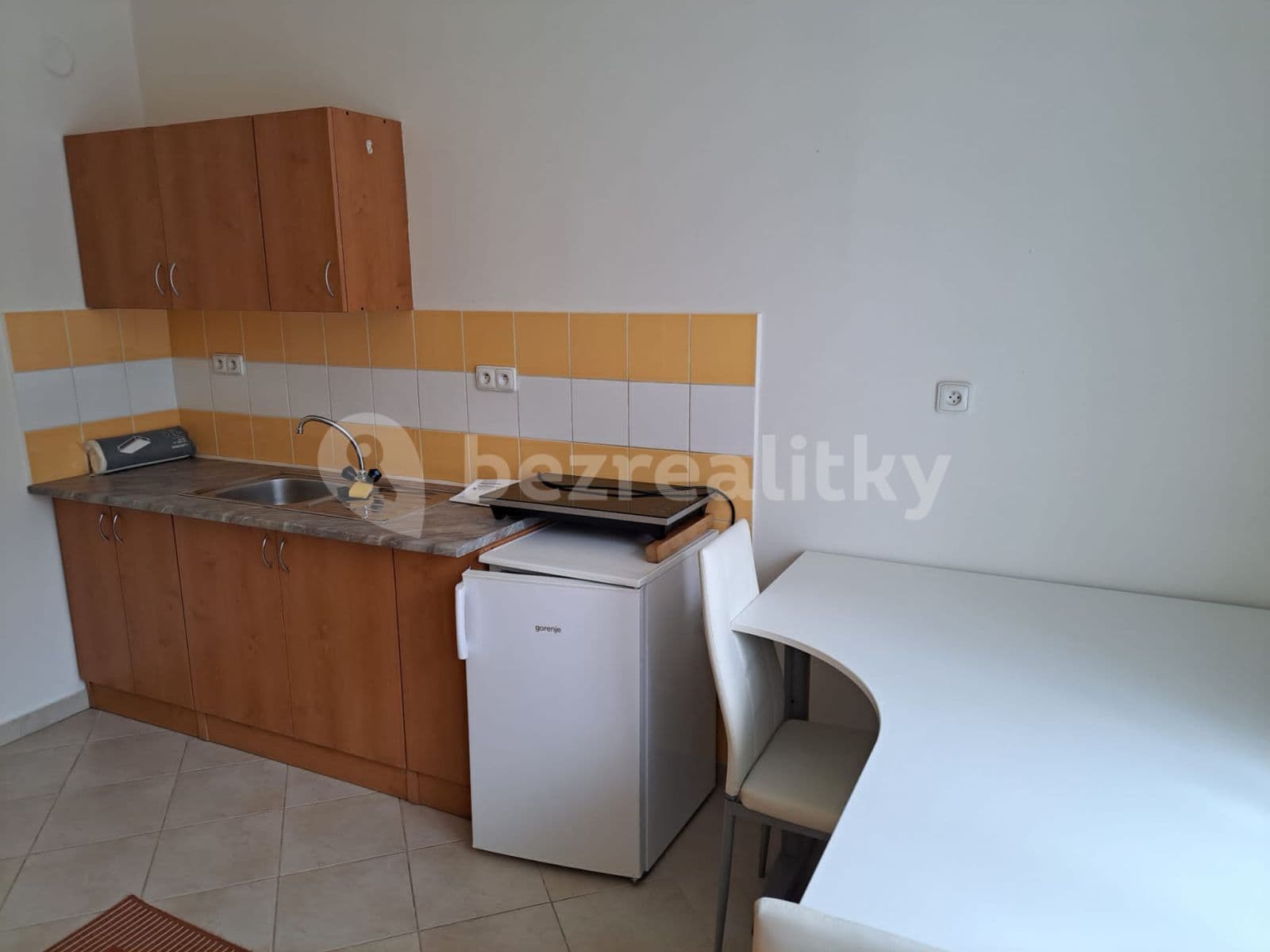 Small studio flat to rent, 21 m², Hoblíkova, Brno, Jihomoravský Region Small studio flat to rent, 21 m², Hoblíkova, Brno, Jihomoravský Region