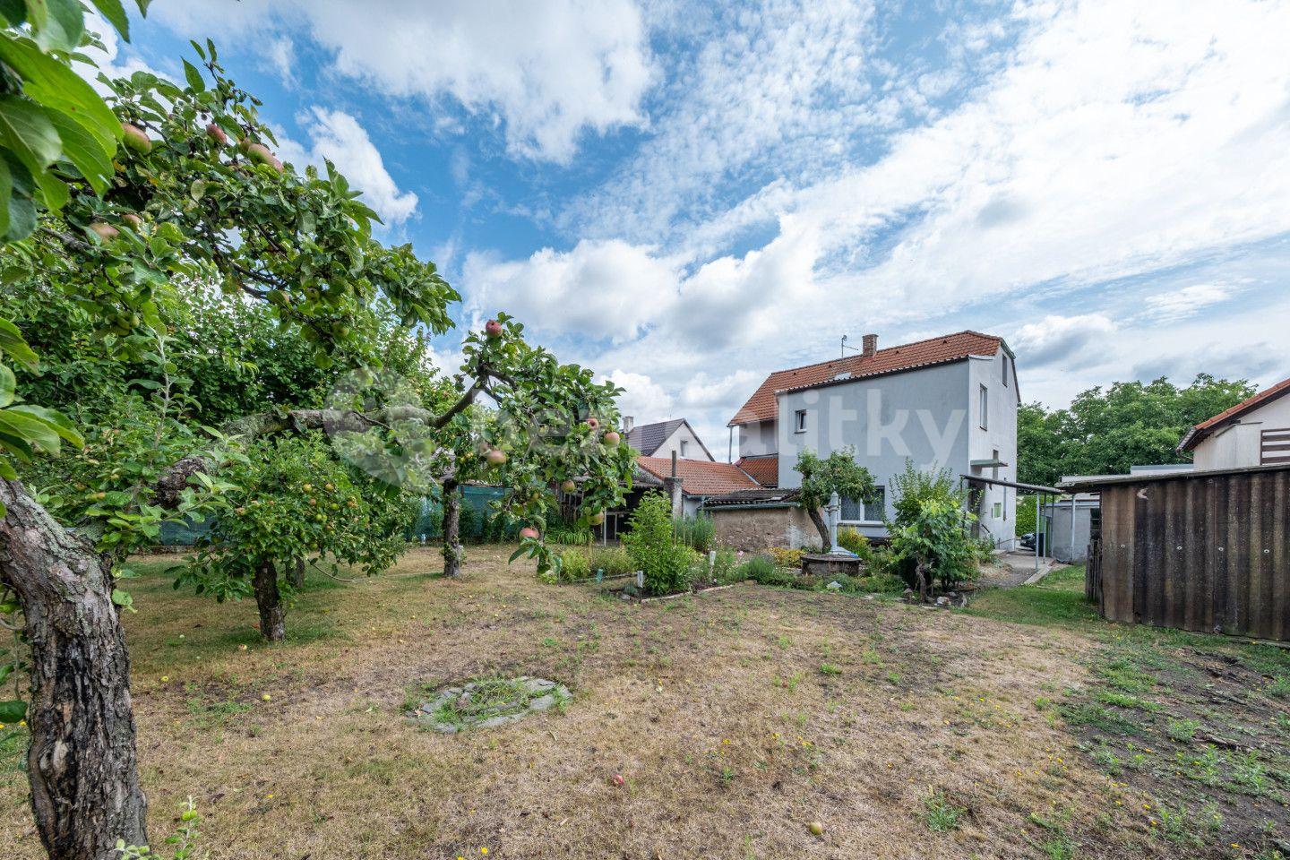 house for sale, 110 m², Vodárenská, Týnec nad Labem, Středočeský Region