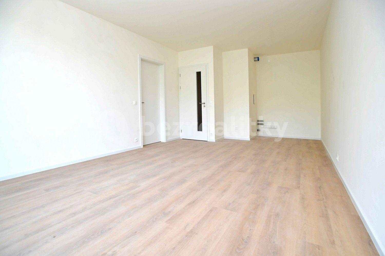 1 bedroom with open-plan kitchen flat for sale, 53 m², K Jezeru, Prague, Prague