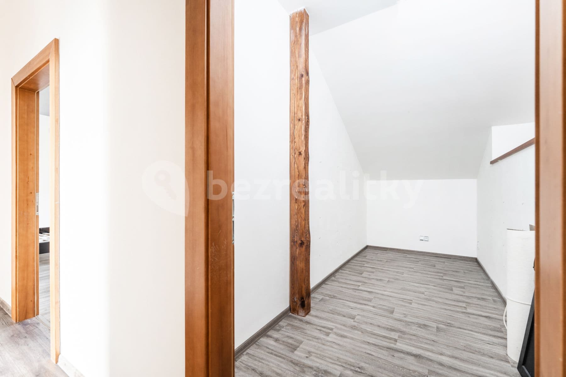 4 bedroom flat to rent, 113 m², Miličín, Středočeský Region 4 bedroom flat to rent, 113 m², Miličín, Středočeský Region