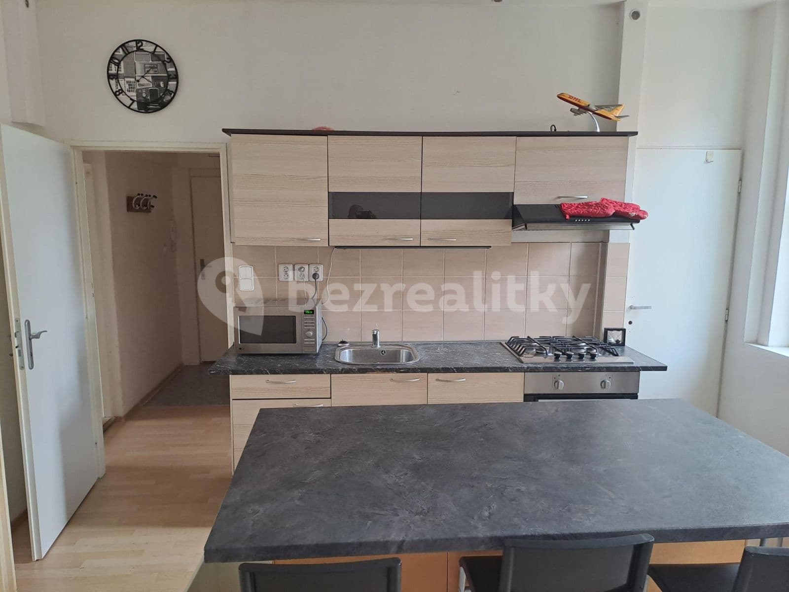 2 bedroom with open-plan kitchen flat to rent, 58 m², Zenklova, Prague, Prague 2 bedroom with open-plan kitchen flat to rent, 58 m², Zenklova, Prague, Prague