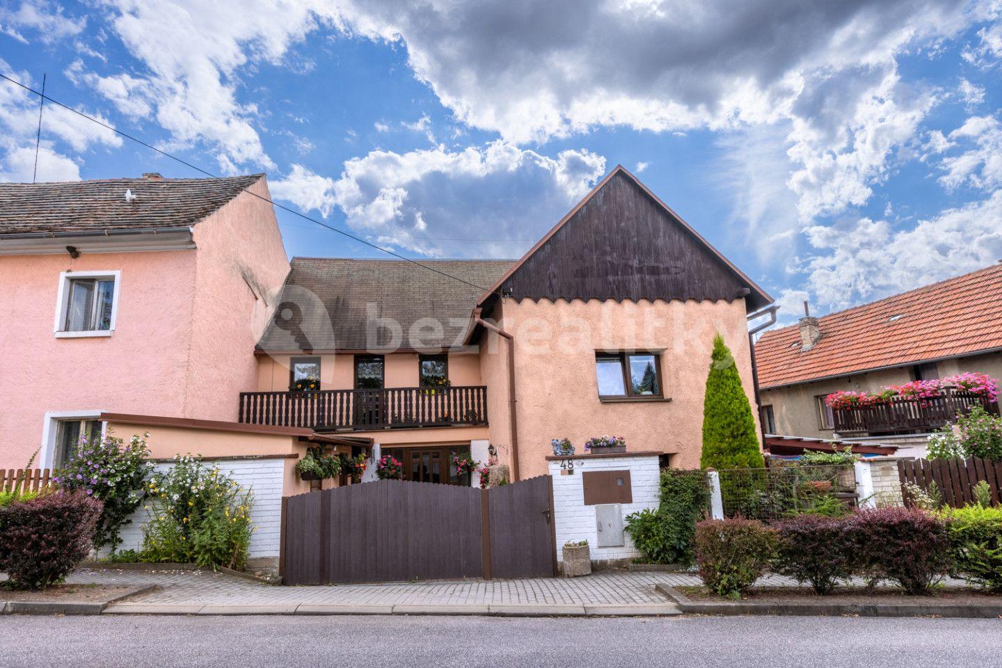 house for sale, 192 m², Dušníky, Ústecký Region