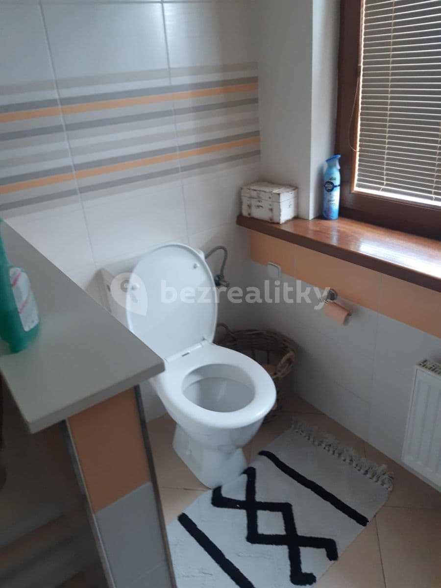 Studio flat to rent, 70 m², Rožnovská, Prague, Prague Studio flat to rent, 70 m², Rožnovská, Prague, Prague