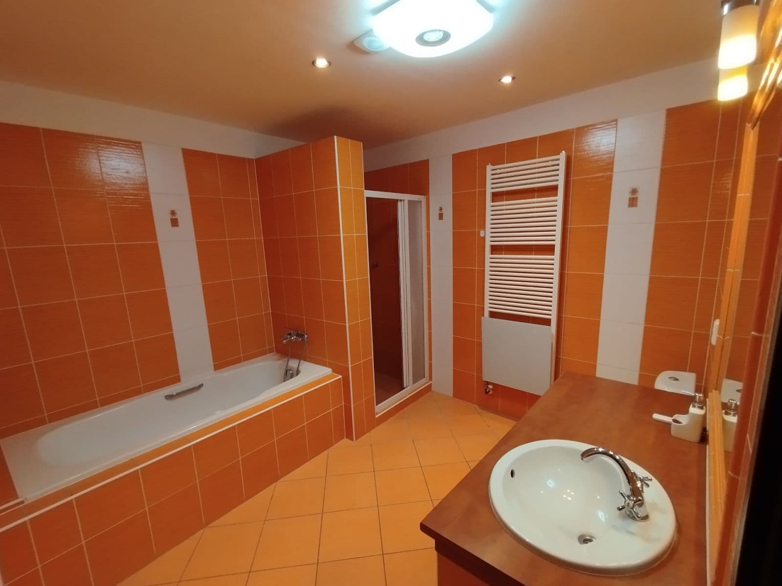 3 bedroom with open-plan kitchen flat to rent, 82 m², Rotalova, Brno, Jihomoravský Region 3 bedroom with open-plan kitchen flat to rent, 82 m², Rotalova, Brno, Jihomoravský Region