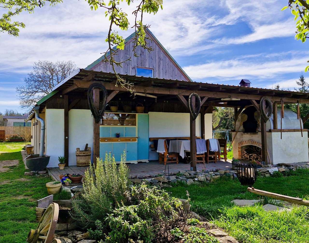 recreational property to rent, 0 m², Osek, Jihočeský Region recreational property to rent, 0 m², Osek, Jihočeský Region