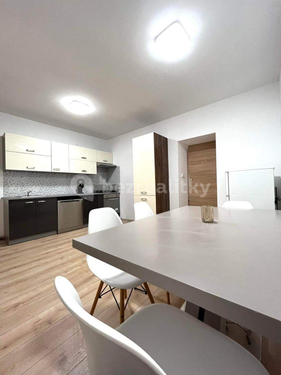 1 bedroom with open-plan kitchen flat for sale, 44 m², Šulcova, Kladno, Středočeský Region