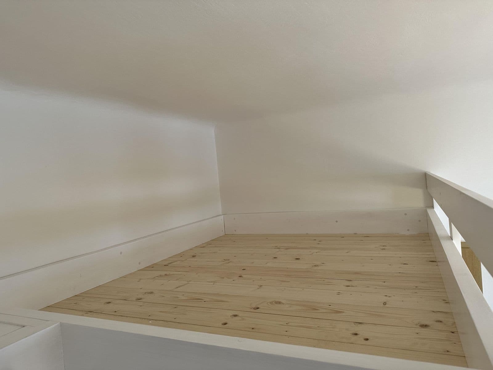 1 bedroom with open-plan kitchen flat to rent, 40 m², Hartigova, Prague, Prague 1 bedroom with open-plan kitchen flat to rent, 40 m², Hartigova, Prague, Prague