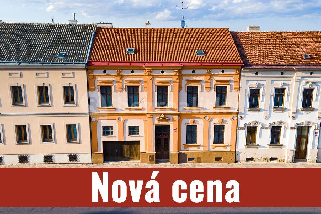 house for sale, 220 m², Palackého, Znojmo, Jihomoravský Region
