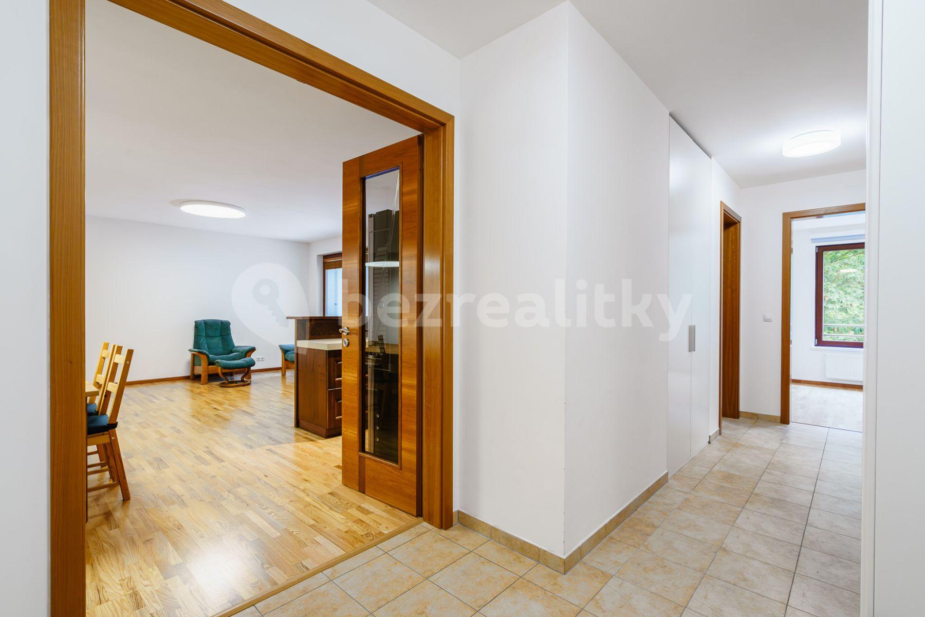 2 bedroom with open-plan kitchen flat to rent, 94 m², Lovčenská, Prague, Prague