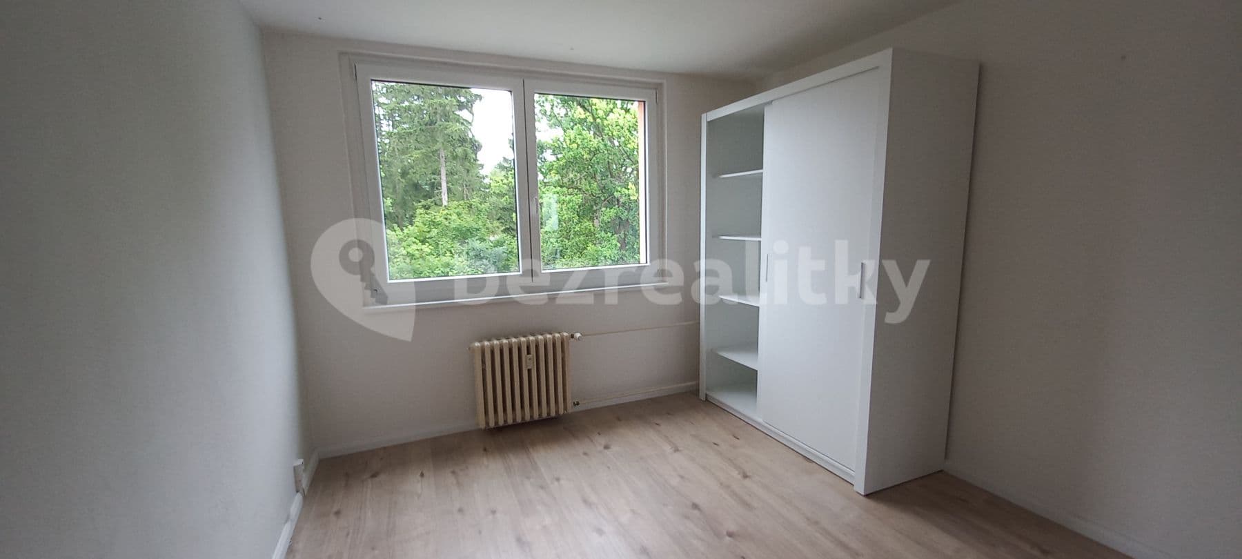 4 bedroom flat to rent, 86 m², Sídliště Ⅱ, Kamenice, Středočeský Region 4 bedroom flat to rent, 86 m², Sídliště Ⅱ, Kamenice, Středočeský Region