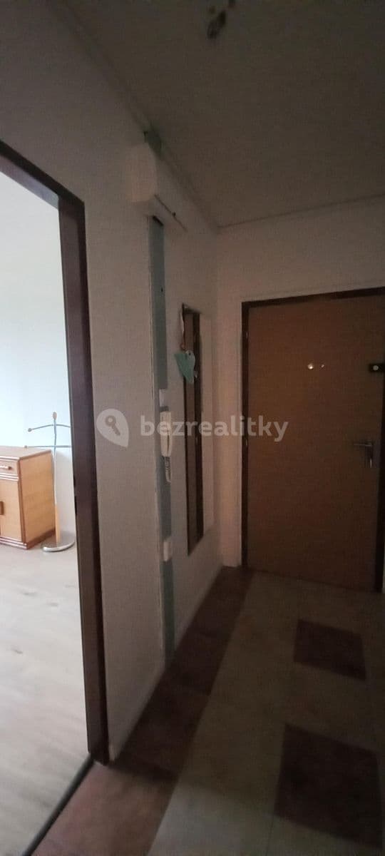 4 bedroom flat to rent, 86 m², Sídliště Ⅱ, Kamenice, Středočeský Region 4 bedroom flat to rent, 86 m², Sídliště Ⅱ, Kamenice, Středočeský Region