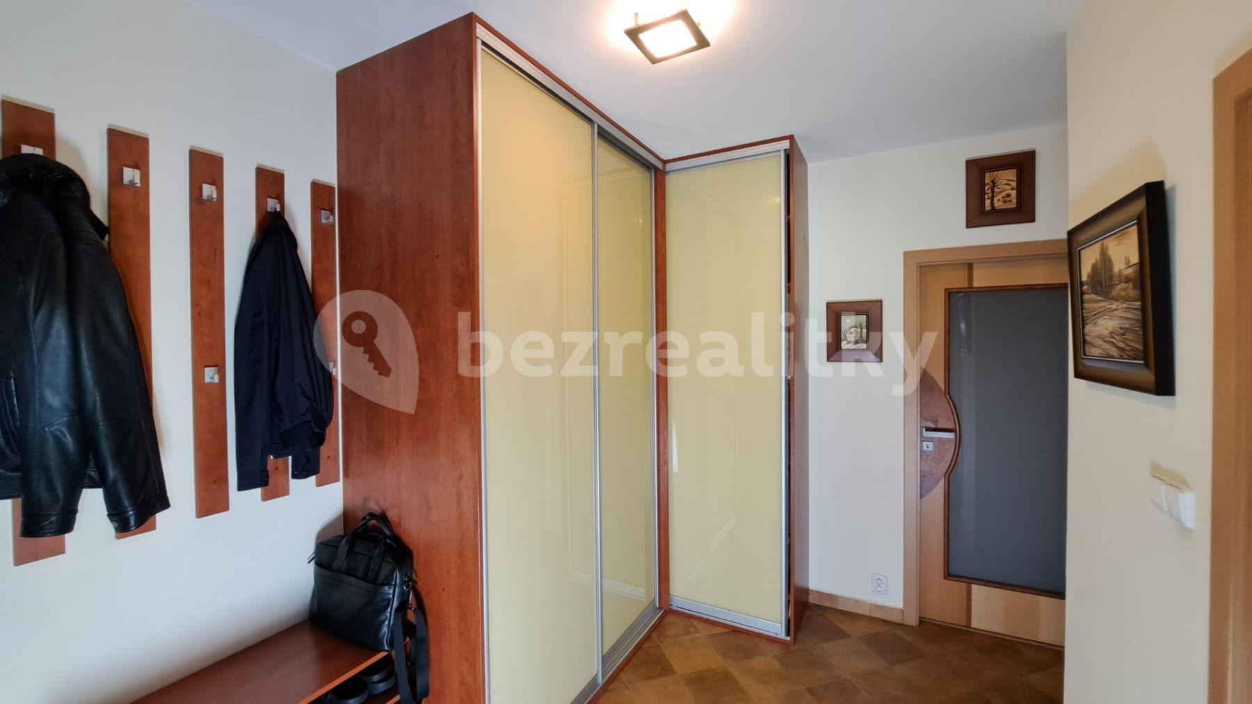 2 bedroom with open-plan kitchen flat for sale, 87 m², Rybova, Hradec Králové, Královéhradecký Region