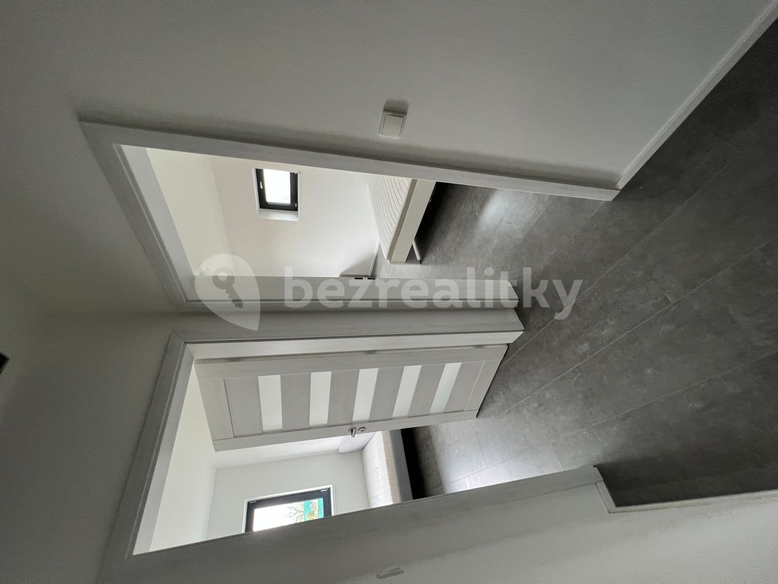 house to rent, 135 m², Západní, Klíčany, Středočeský Region house to rent, 135 m², Západní, Klíčany, Středočeský Region