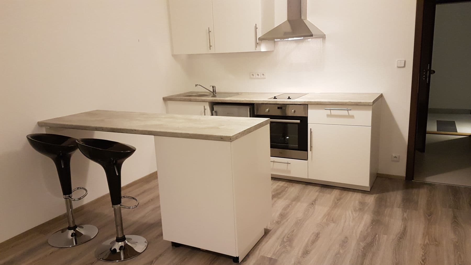 Studio flat to rent, 31 m², Honzíkova, Prague, Prague Studio flat to rent, 31 m², Honzíkova, Prague, Prague