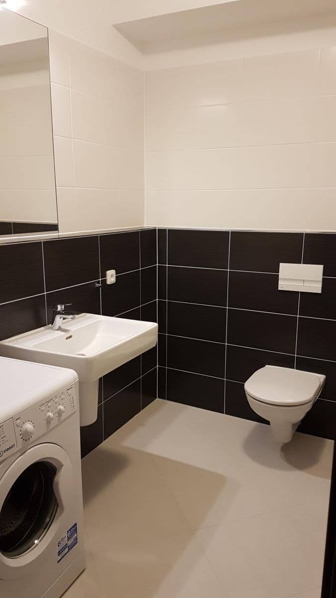 Studio flat to rent, 31 m², Honzíkova, Prague, Prague Studio flat to rent, 31 m², Honzíkova, Prague, Prague
