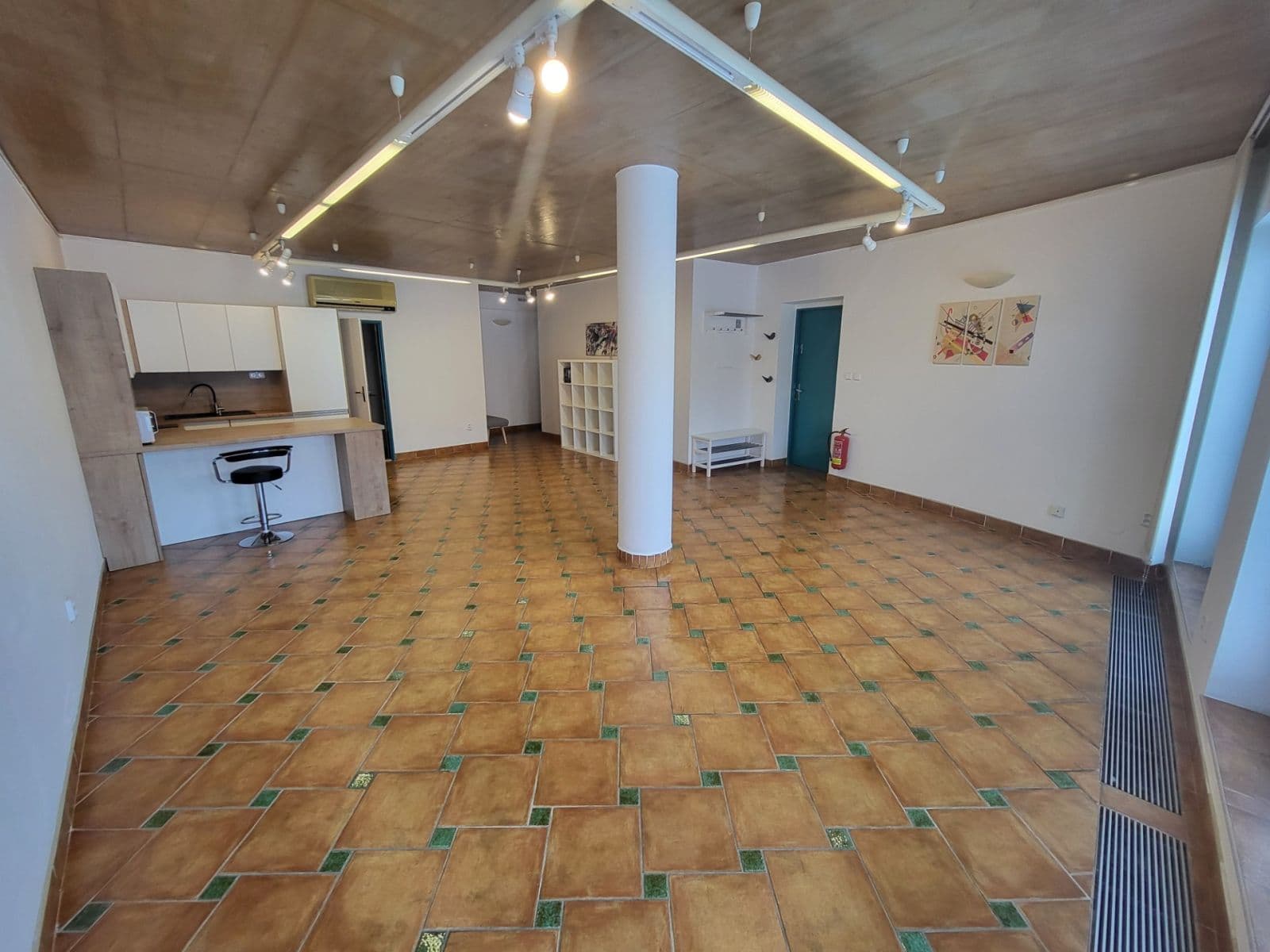 Studio flat to rent, 67 m², Minská, Brno, Jihomoravský Region Studio flat to rent, 67 m², Minská, Brno, Jihomoravský Region