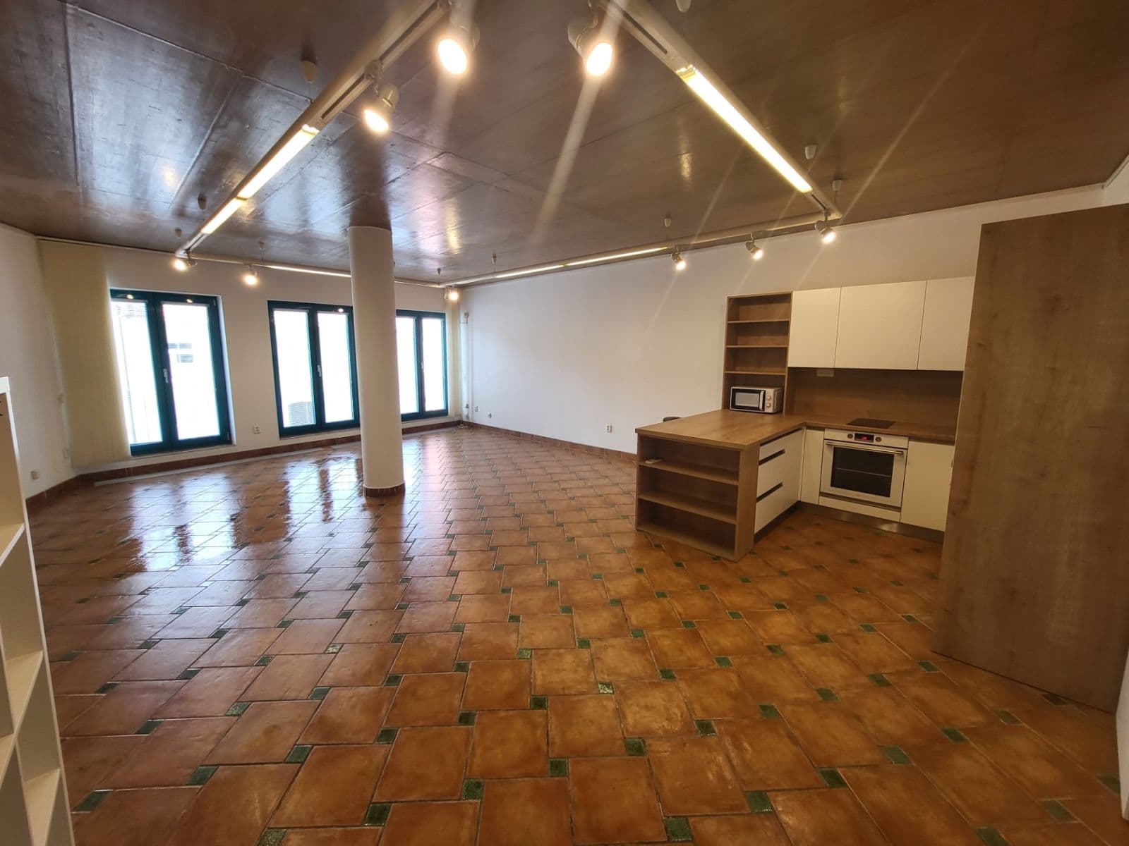 Studio flat to rent, 67 m², Minská, Brno, Jihomoravský Region Studio flat to rent, 67 m², Minská, Brno, Jihomoravský Region
