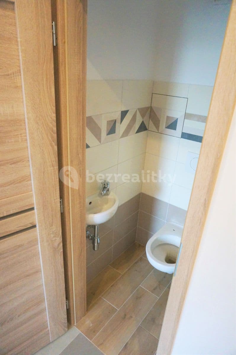 2 bedroom with open-plan kitchen flat to rent, 79 m², Borovanského, Prague, Prague 2 bedroom with open-plan kitchen flat to rent, 79 m², Borovanského, Prague, Prague