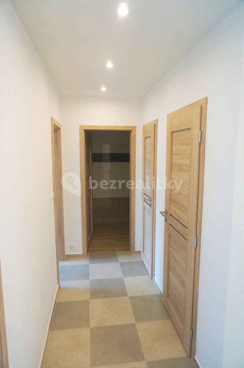2 bedroom with open-plan kitchen flat to rent, 79 m², Borovanského, Prague, Prague 2 bedroom with open-plan kitchen flat to rent, 79 m², Borovanského, Prague, Prague