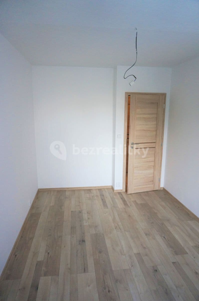 2 bedroom with open-plan kitchen flat to rent, 79 m², Borovanského, Prague, Prague 2 bedroom with open-plan kitchen flat to rent, 79 m², Borovanského, Prague, Prague