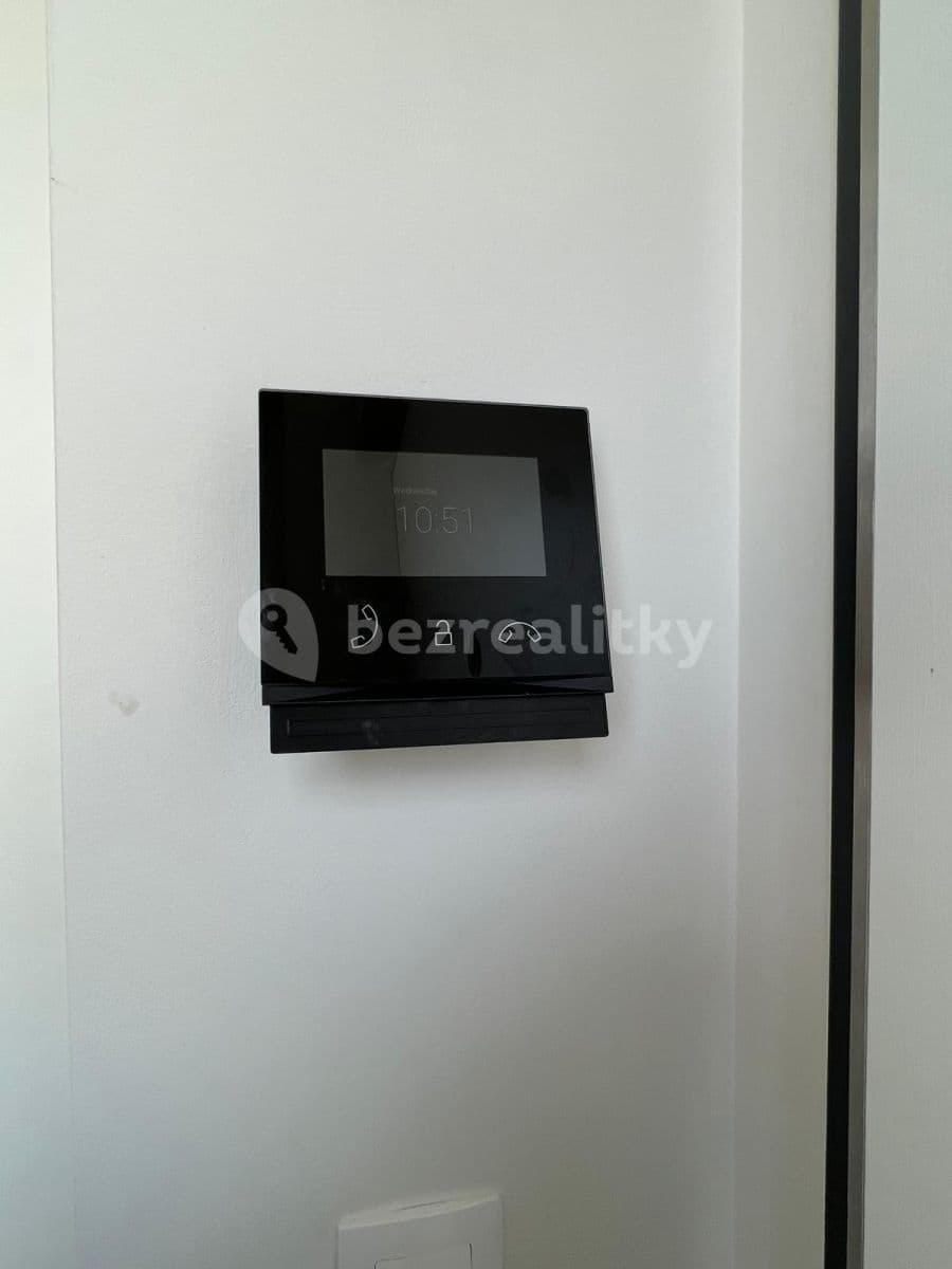 2 bedroom with open-plan kitchen flat to rent, 71 m², Wassermannova, Prague, Prague 2 bedroom with open-plan kitchen flat to rent, 71 m², Wassermannova, Prague, Prague