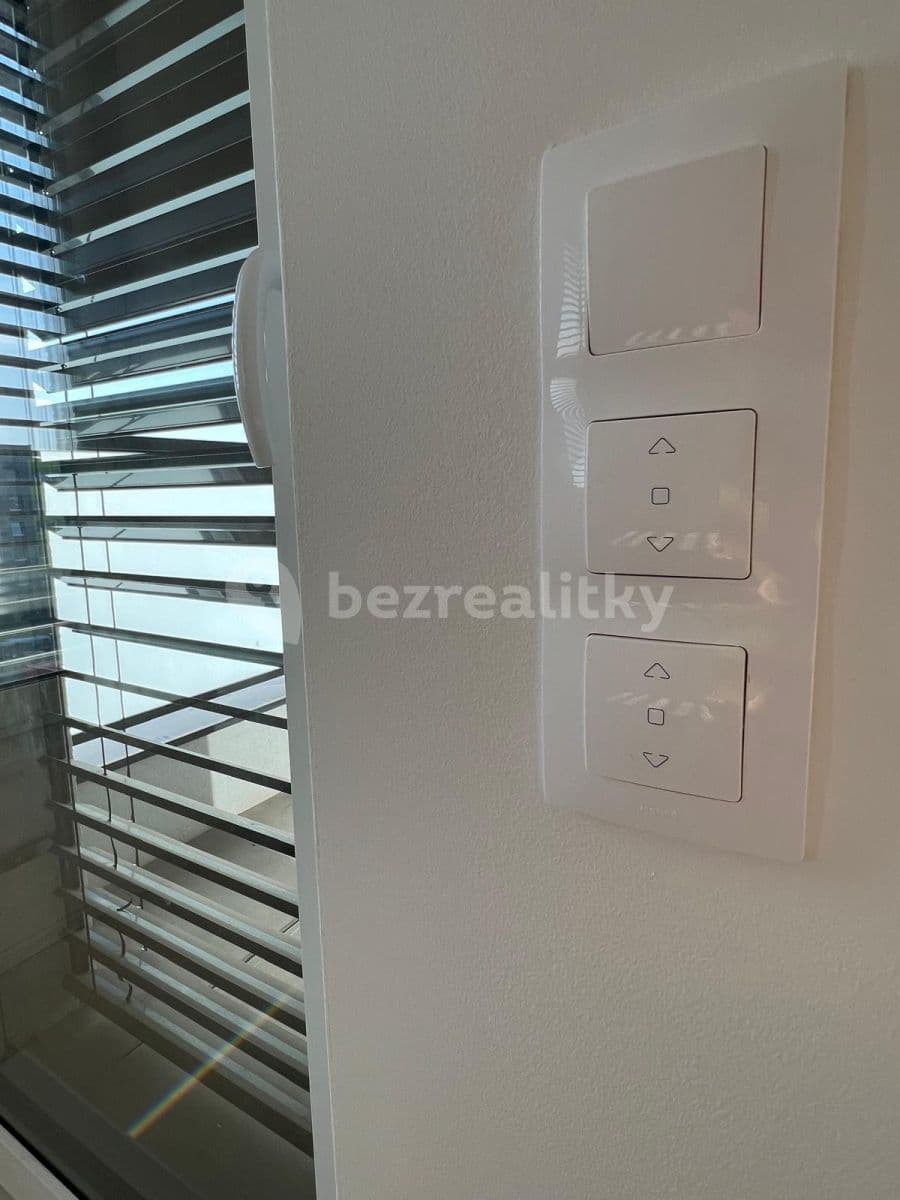 2 bedroom with open-plan kitchen flat to rent, 71 m², Wassermannova, Prague, Prague 2 bedroom with open-plan kitchen flat to rent, 71 m², Wassermannova, Prague, Prague