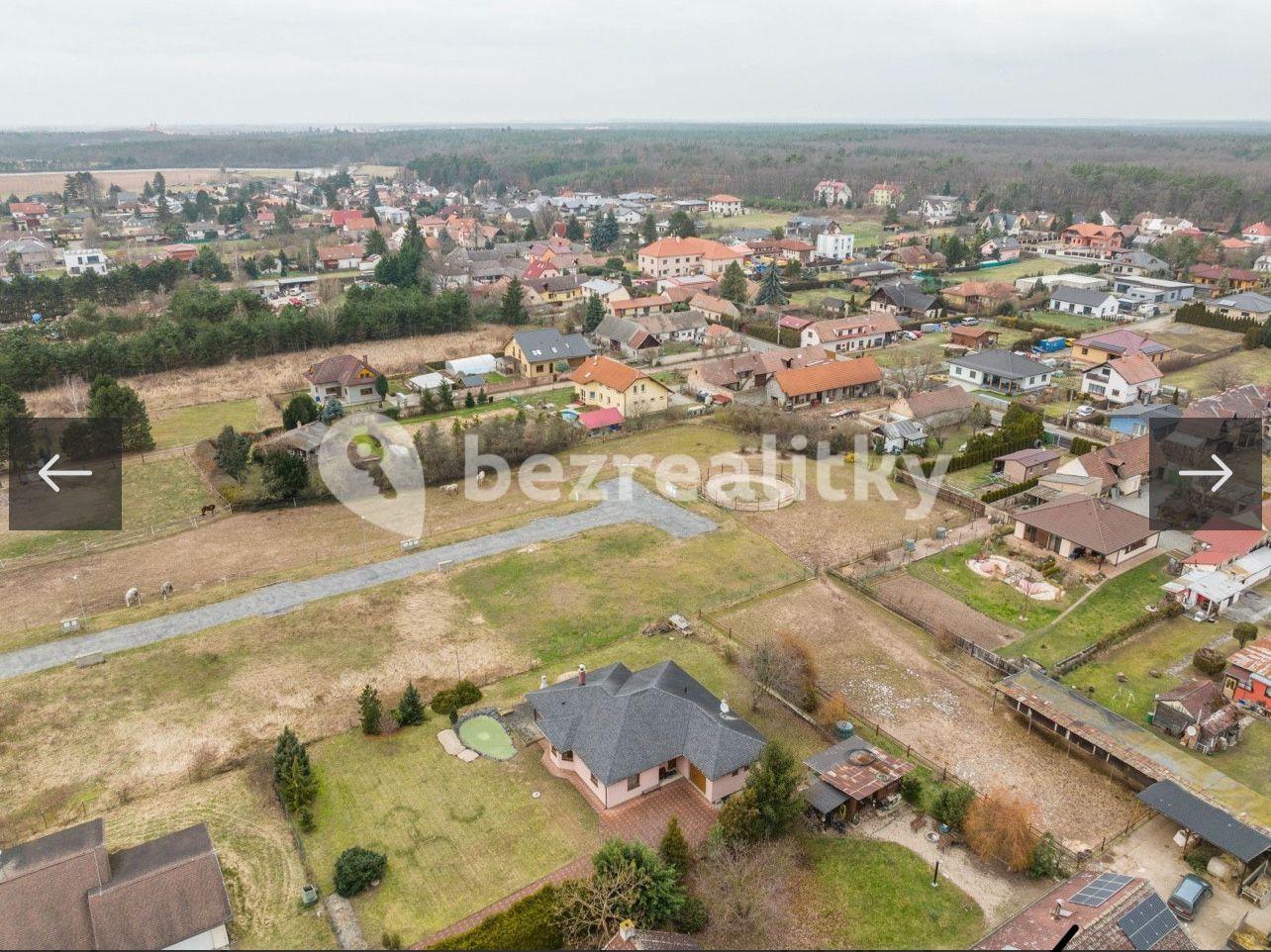 plot for sale, 906 m², Nový Vestec, Středočeský Region