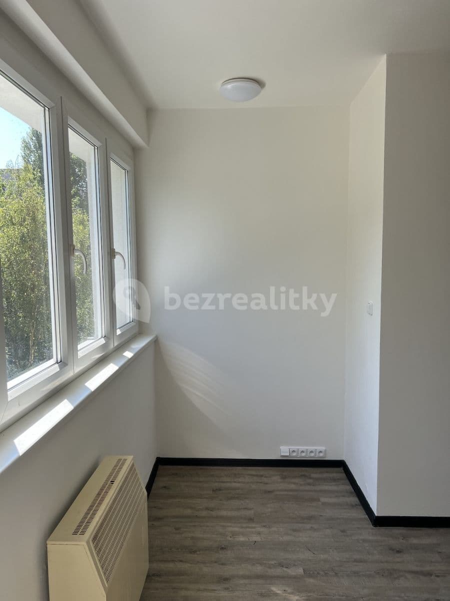 1 bedroom with open-plan kitchen flat to rent, 43 m², Svojsíkova, Prague, Prague 1 bedroom with open-plan kitchen flat to rent, 43 m², Svojsíkova, Prague, Prague