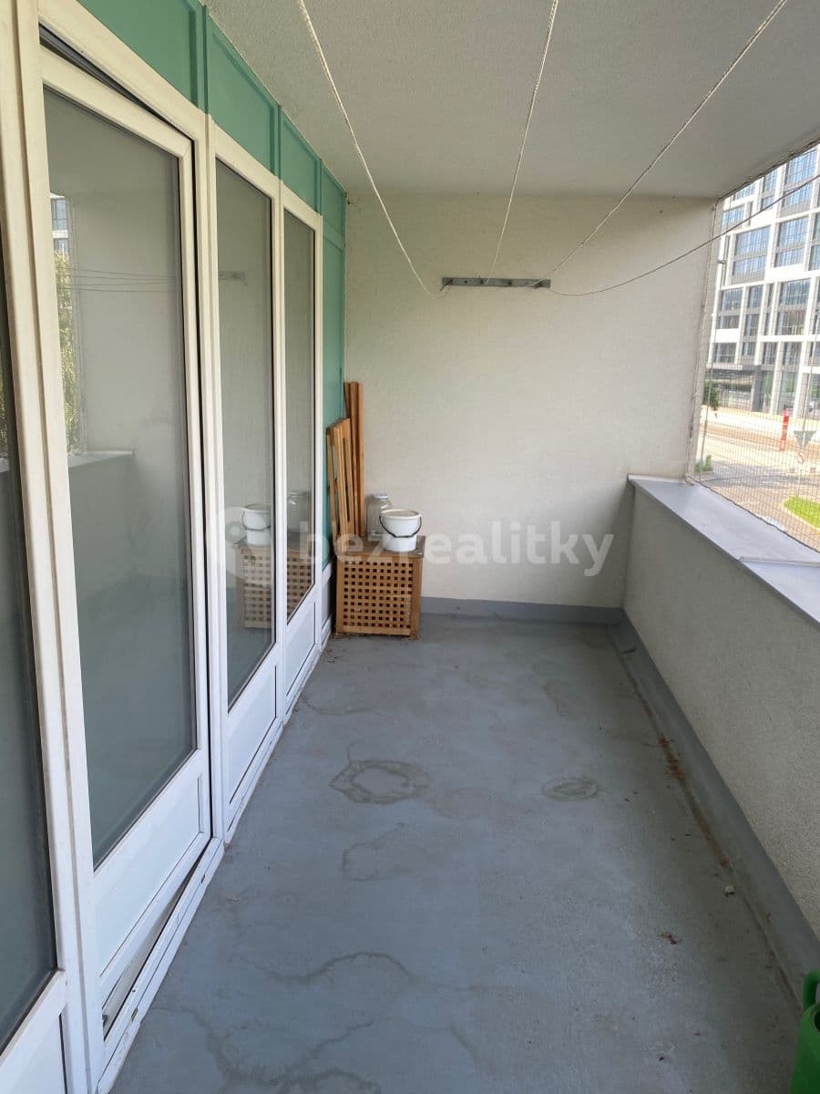 2 bedroom with open-plan kitchen flat to rent, 60 m², K Olympiku, Prague, Prague 2 bedroom with open-plan kitchen flat to rent, 60 m², K Olympiku, Prague, Prague